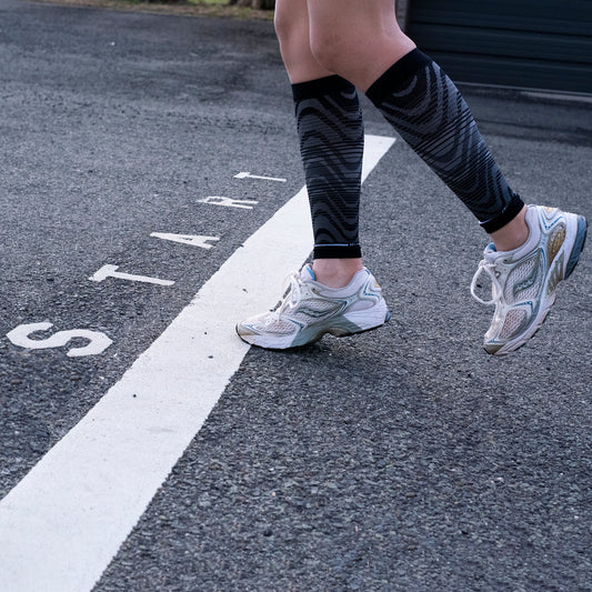 Dr. Motion Ombre Waves - Compression Calf Sleeves For Men & Women
